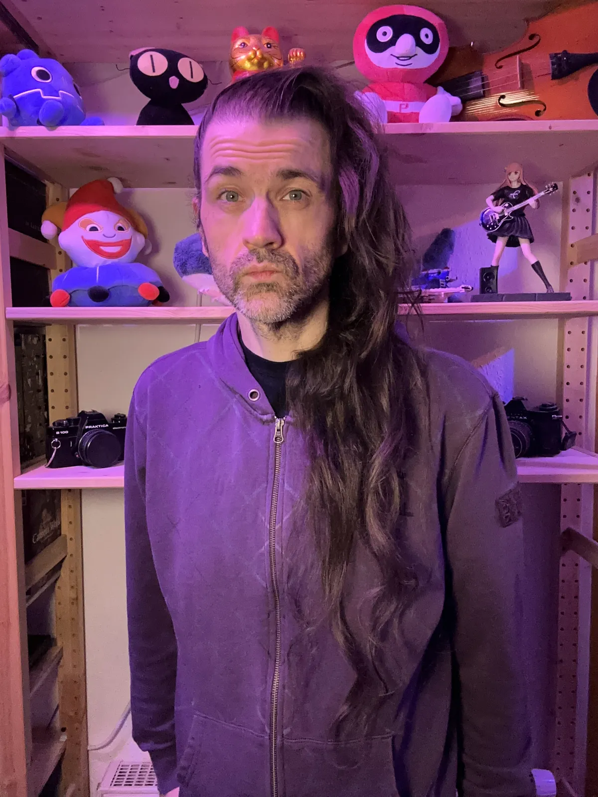 Some middle aged white dude with hair that has been growing for 2104 days