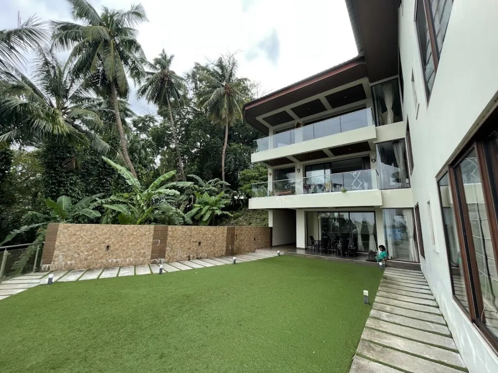 Villa by the Sea interiors