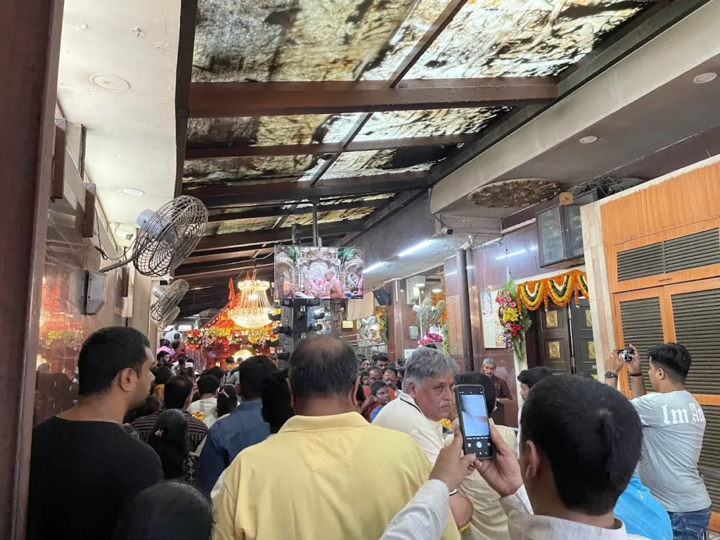 The common darshan queue at Shree Siddhivinayak Temple, Dadar