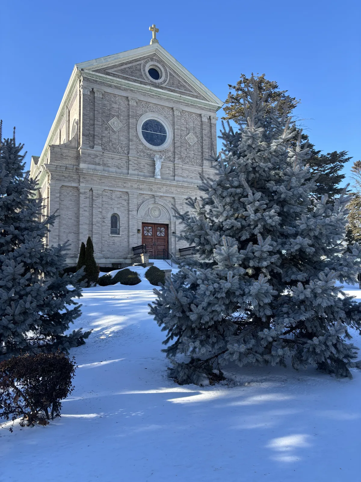 Church in Snow BR