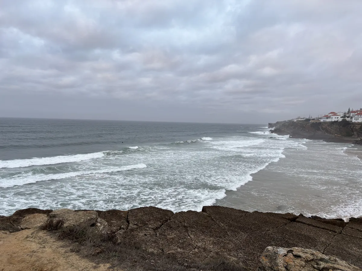 20251022-063800-5e26adb7-94f6-4018-8ba3-76d31e4ecb85