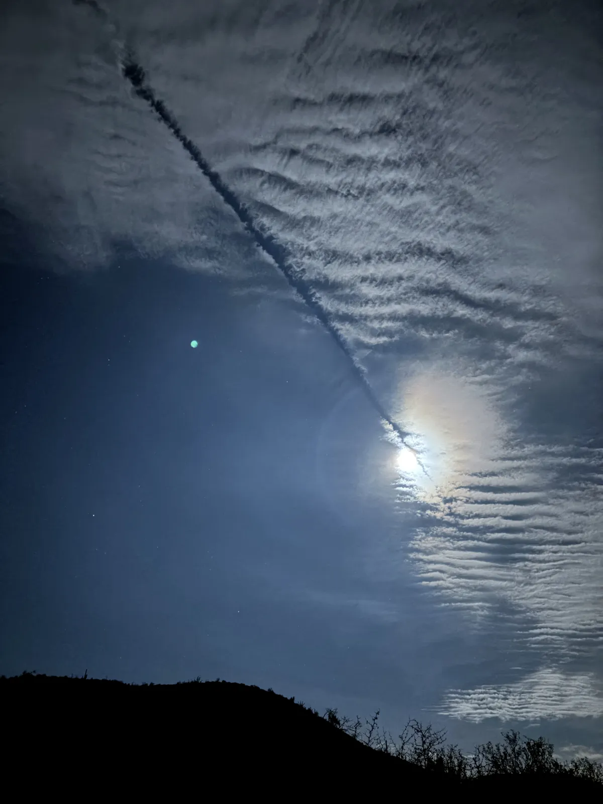 This plan dropped in to the cloud and tore them in half