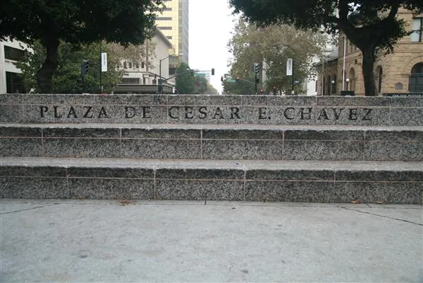 Stairs with text 'Plaza de Cesar E. Chavez'