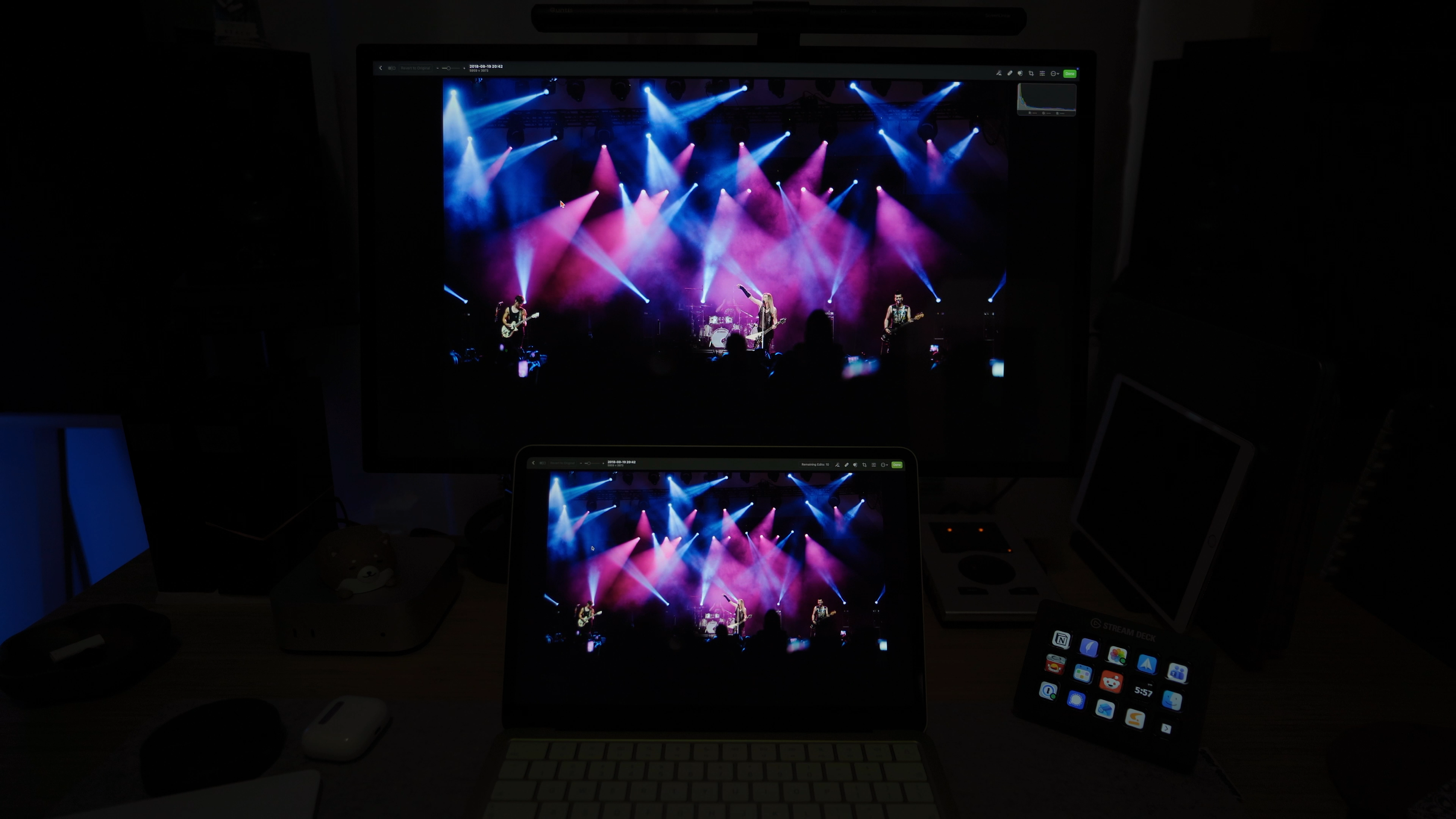 Neo vs Apple Studio Display Example 4