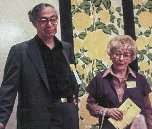 A picture of Donald and Elise Wollheim