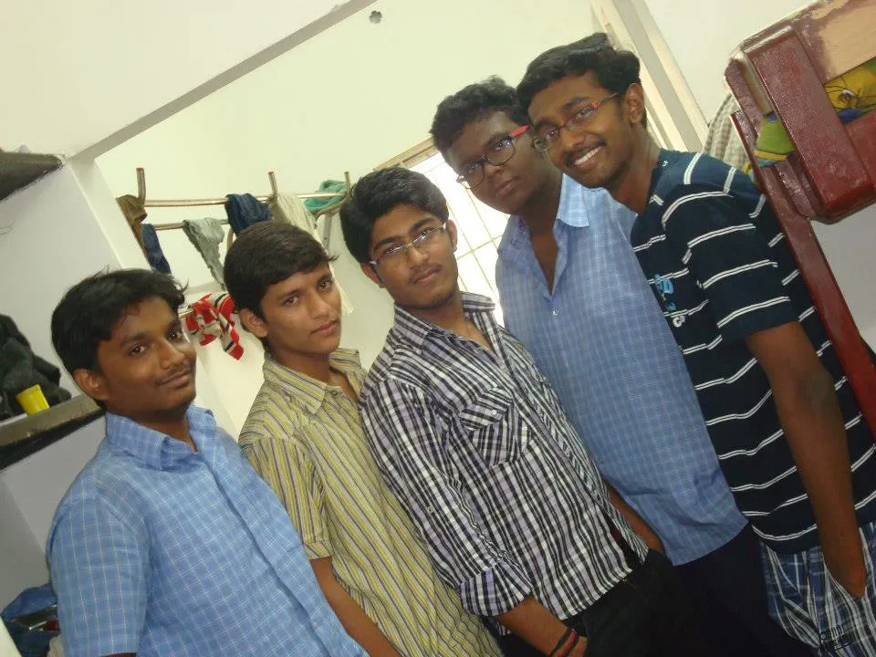 227464_455854391174980_1834782334_n