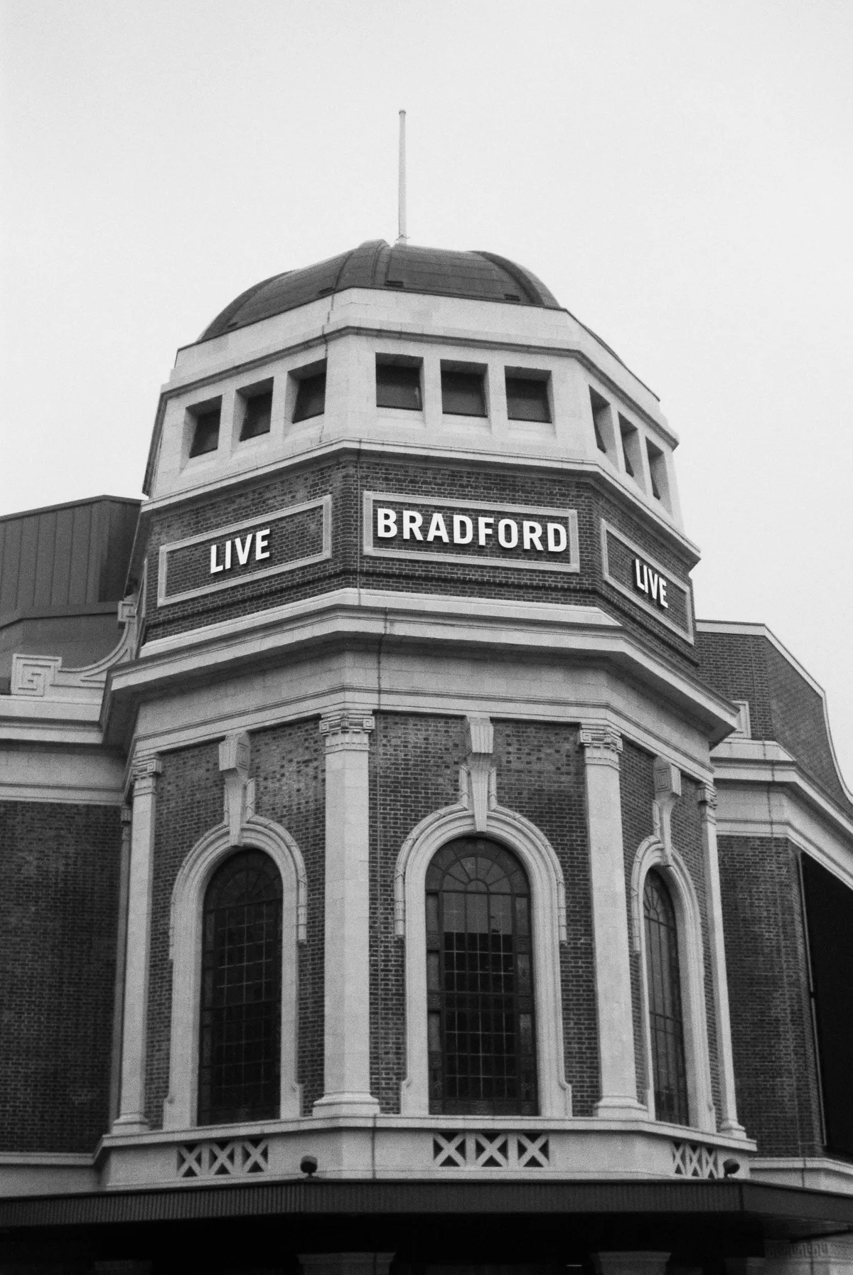 Bradford Live on Foma400