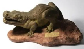 Roberts_Hawkins’_miniature_scaled_model_of_the_Labyrinthodon