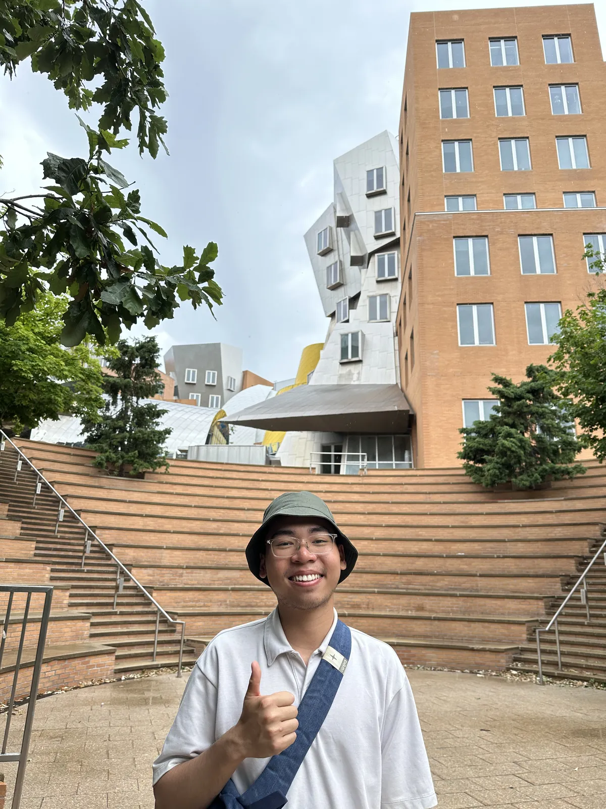 Me in front of the Ray and Maria Stata center