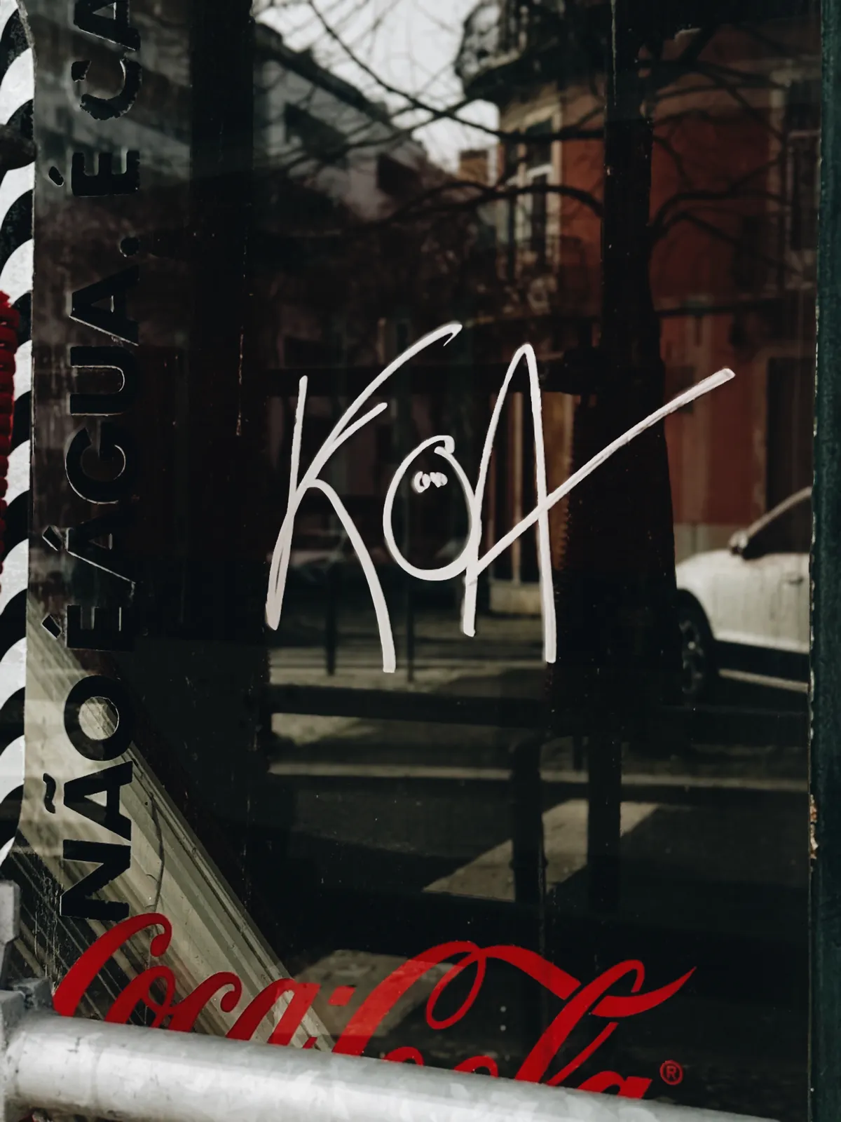 5EB7A32A-FD2A-4A0B-A2F0-33B47128C460