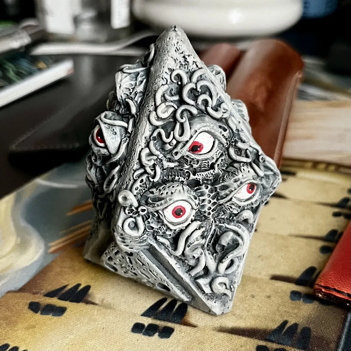 The Living Icon miniature, from Fenris Games