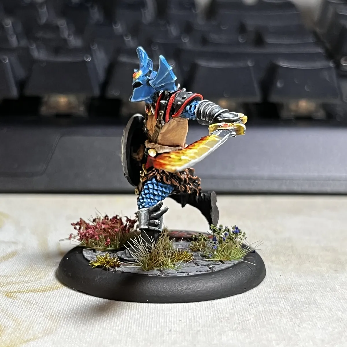 Warduke, from the opposing side. Miniature by Forge of Ice and available via Fenris Games