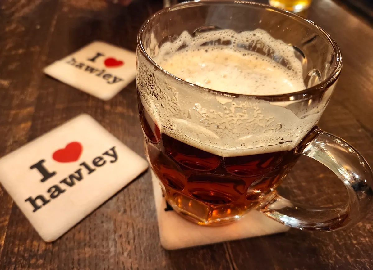 hawley arms pub london_loganletsgo