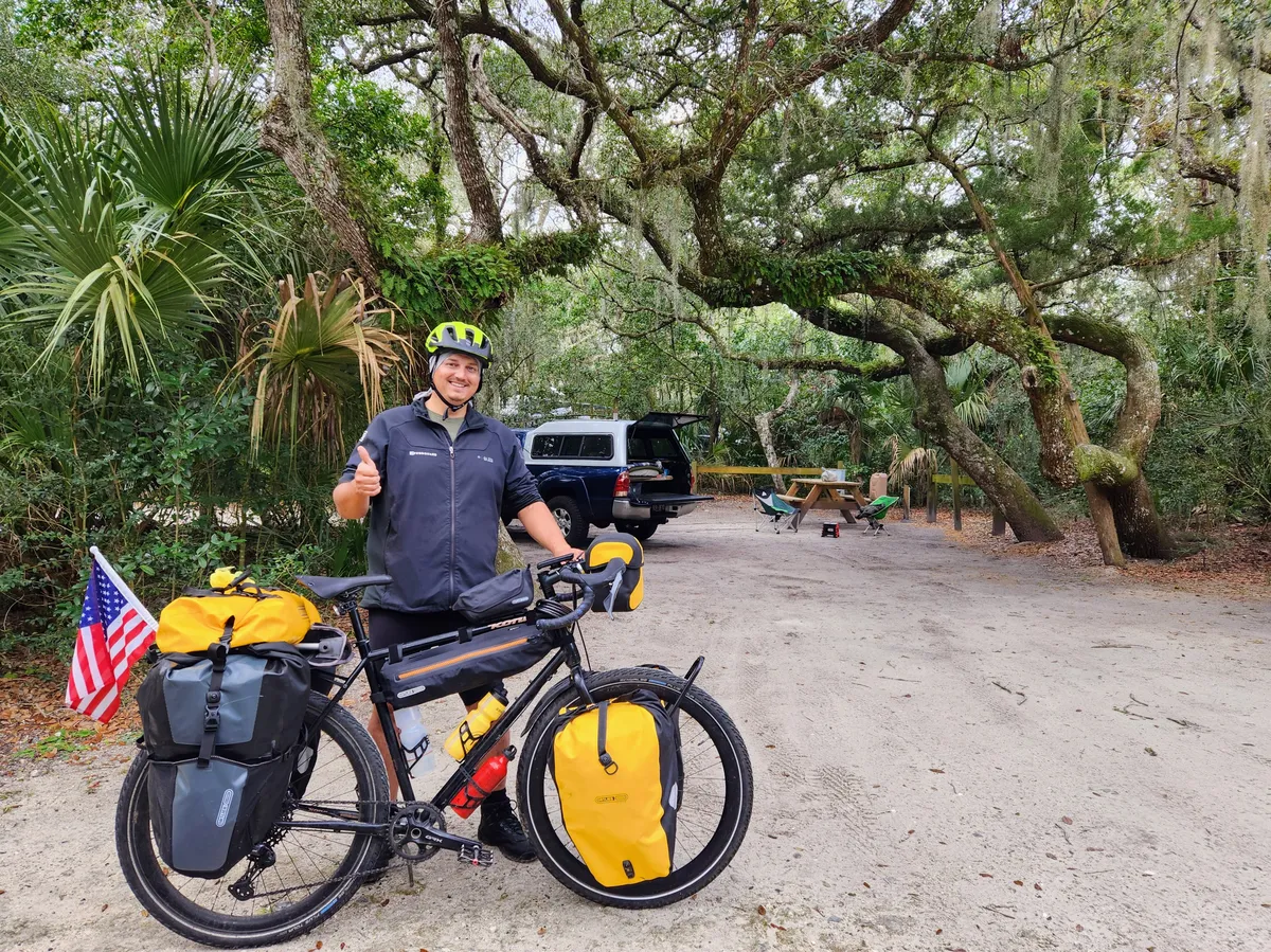 loganletsgo_andrei bikepacker
