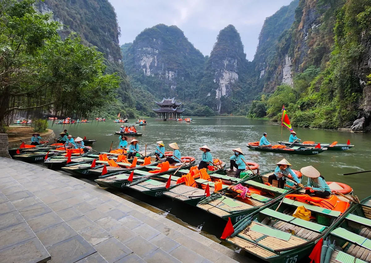 Lady rowers in Ninh Binh, Vietnam, 2025.