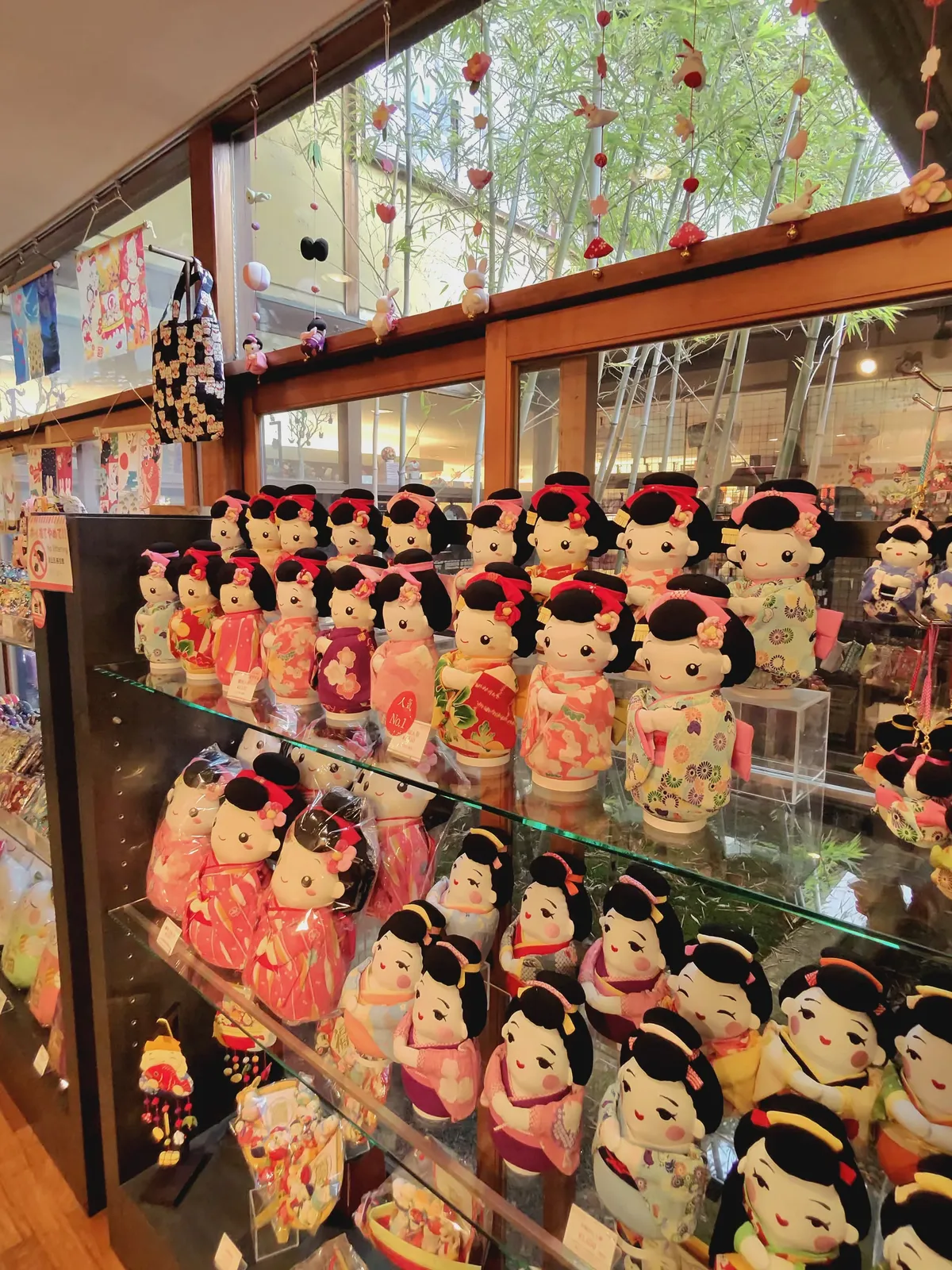 photo-2690_singular_display_fullPicture