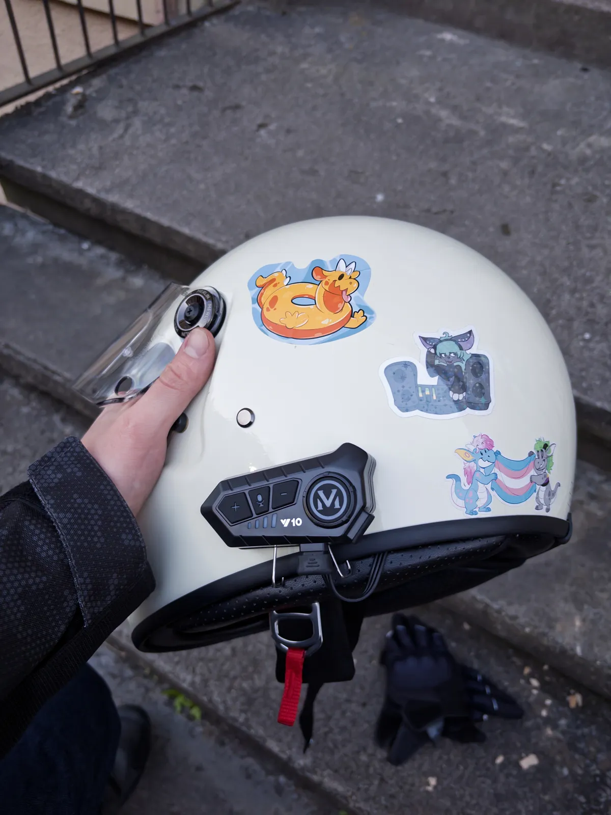 helment-min