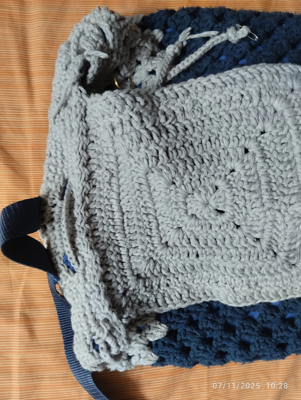 close up to closed flap