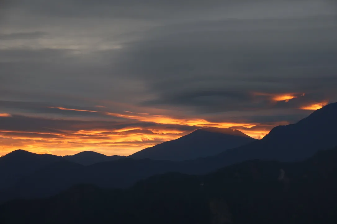 26090B38-D1FC-4DE4-BF32-DE6EEC284000_1_105_c