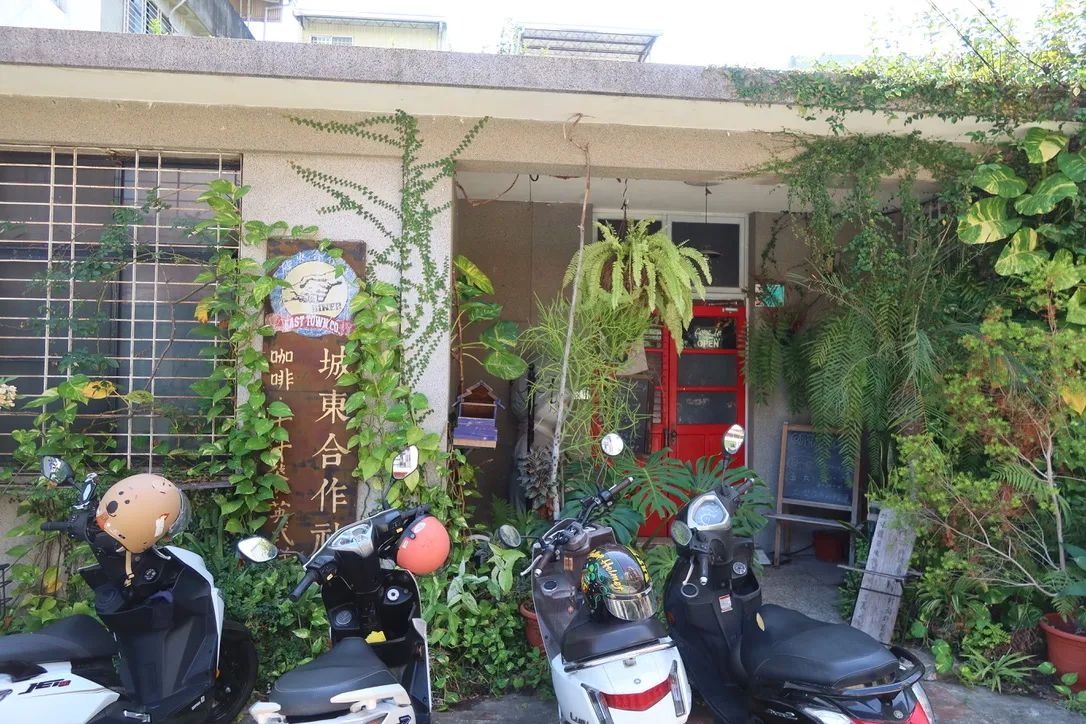 463CF1B9-15F4-415A-9921-915782BC5744_1_105_c