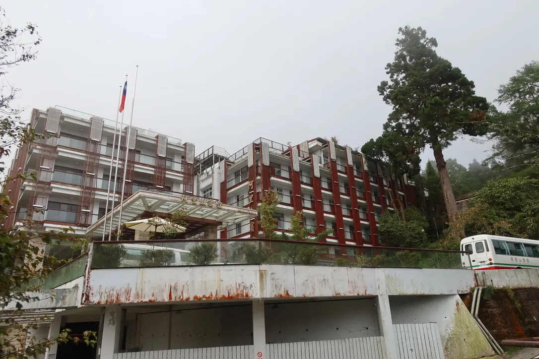 B4E6CBA5-693B-4AB3-A559-7463AC0D3F47_1_105_c