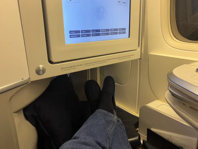 02 AF Legroom 2