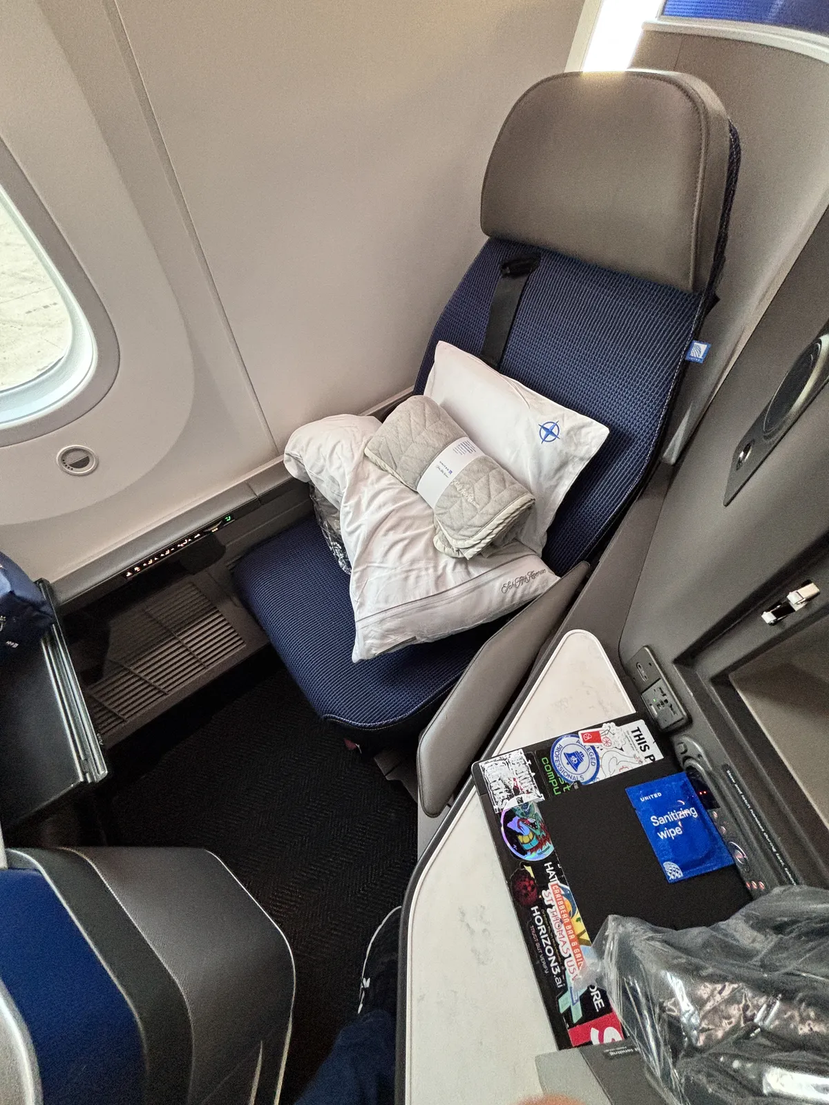 1 Seat Default
