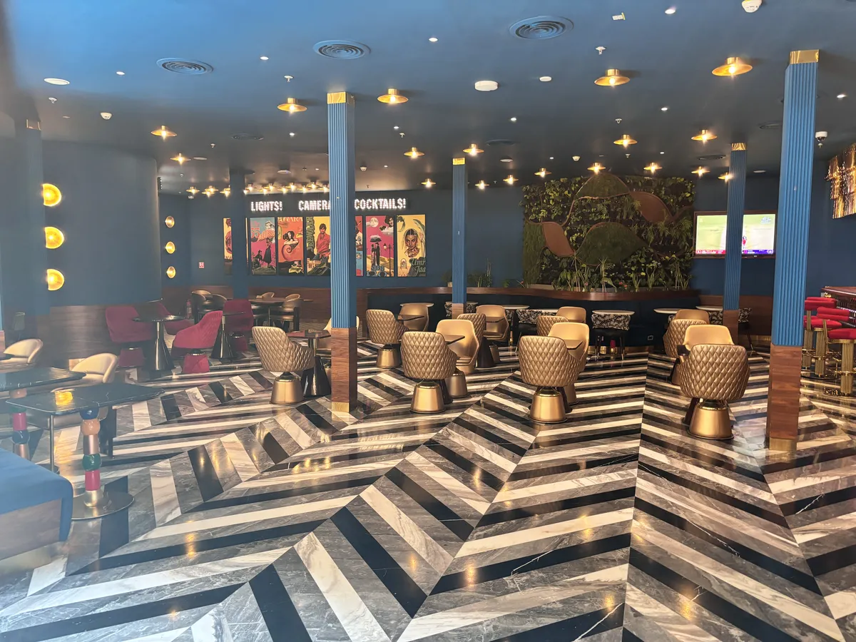 1Lounge Space