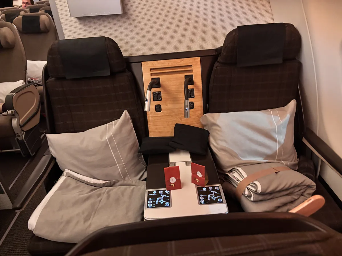 Seat Twins