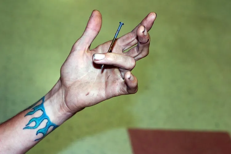 nailfinger