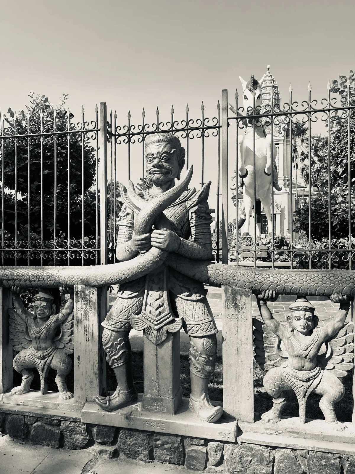 the fence guardian