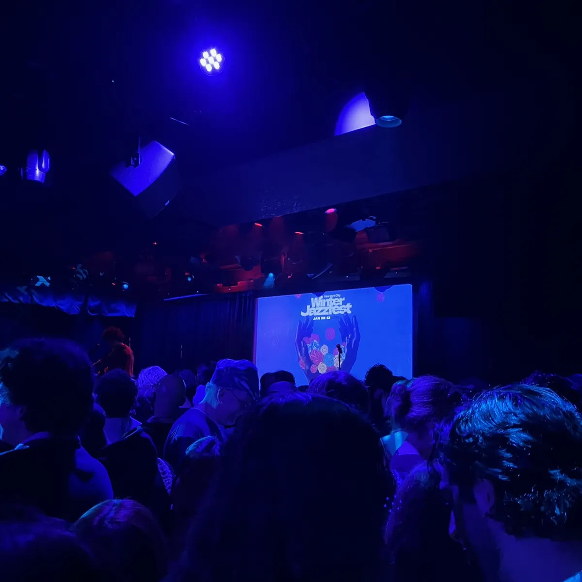 le poisson rouge. a clusterfuck.