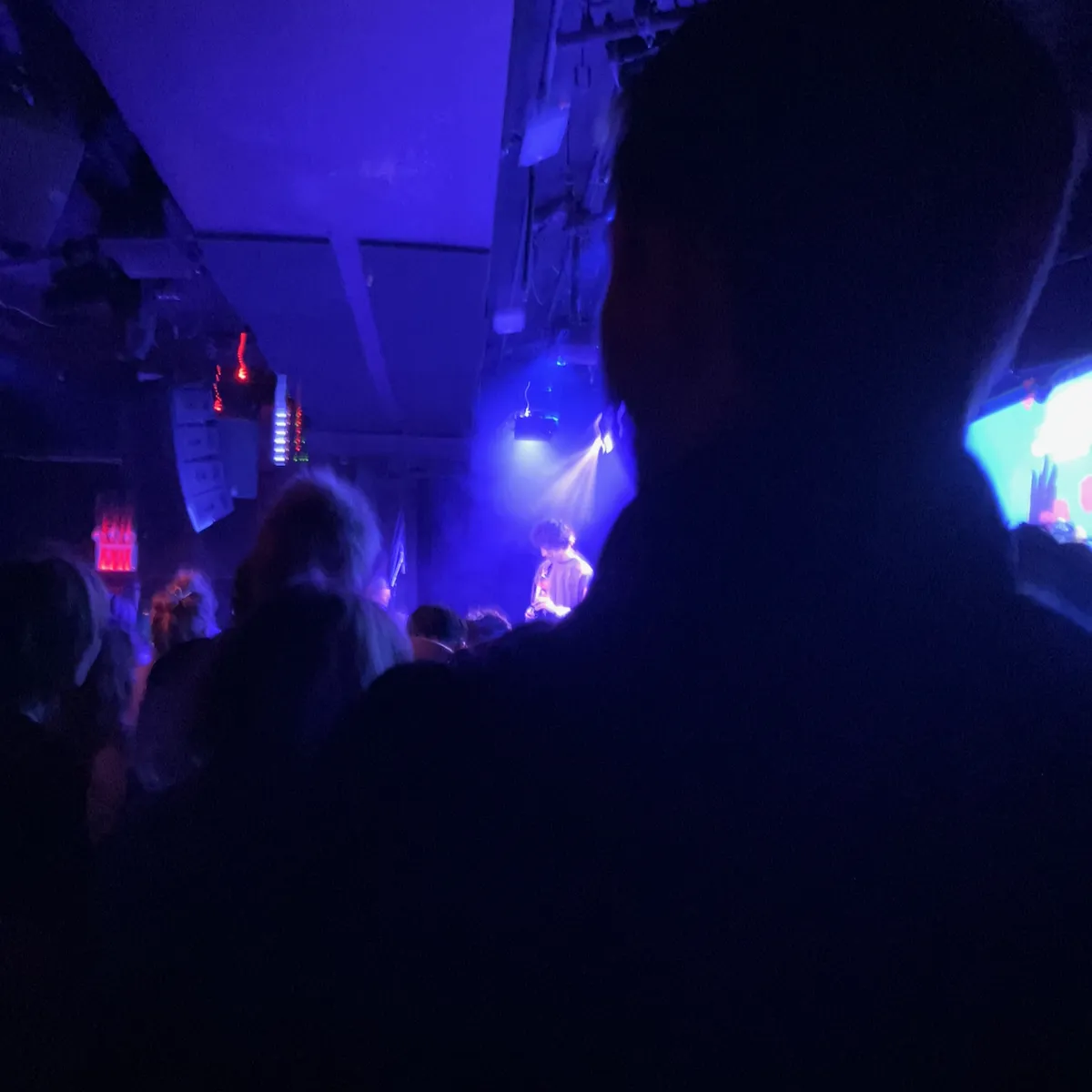 sam gendel playing an electronic wind instrument, probably playing some penis music