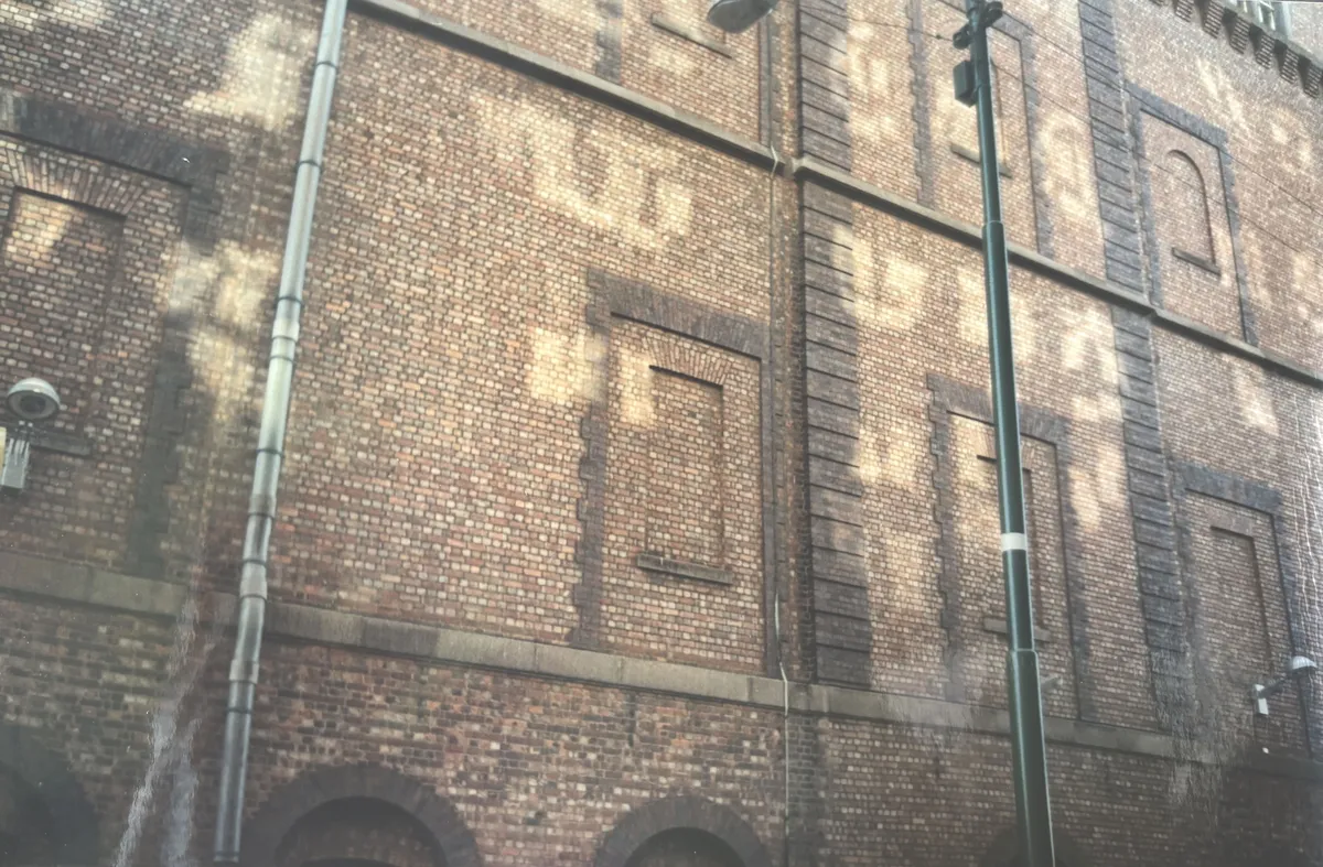 weird light reflections on the Guinness brewery in Dublin