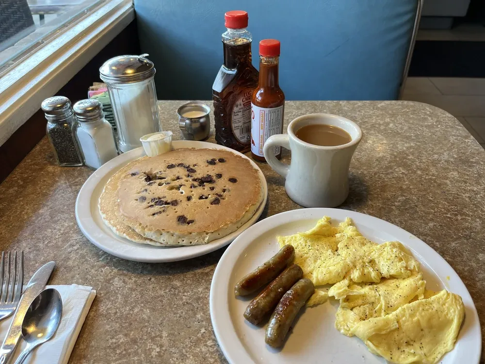 A meal of eggs and pancakes