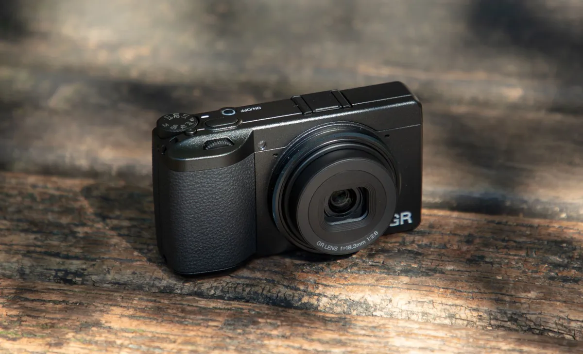 Ricoh GR IV