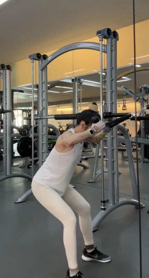 F4A0B111-719B-43E8-A8E5-579093AF7FF8