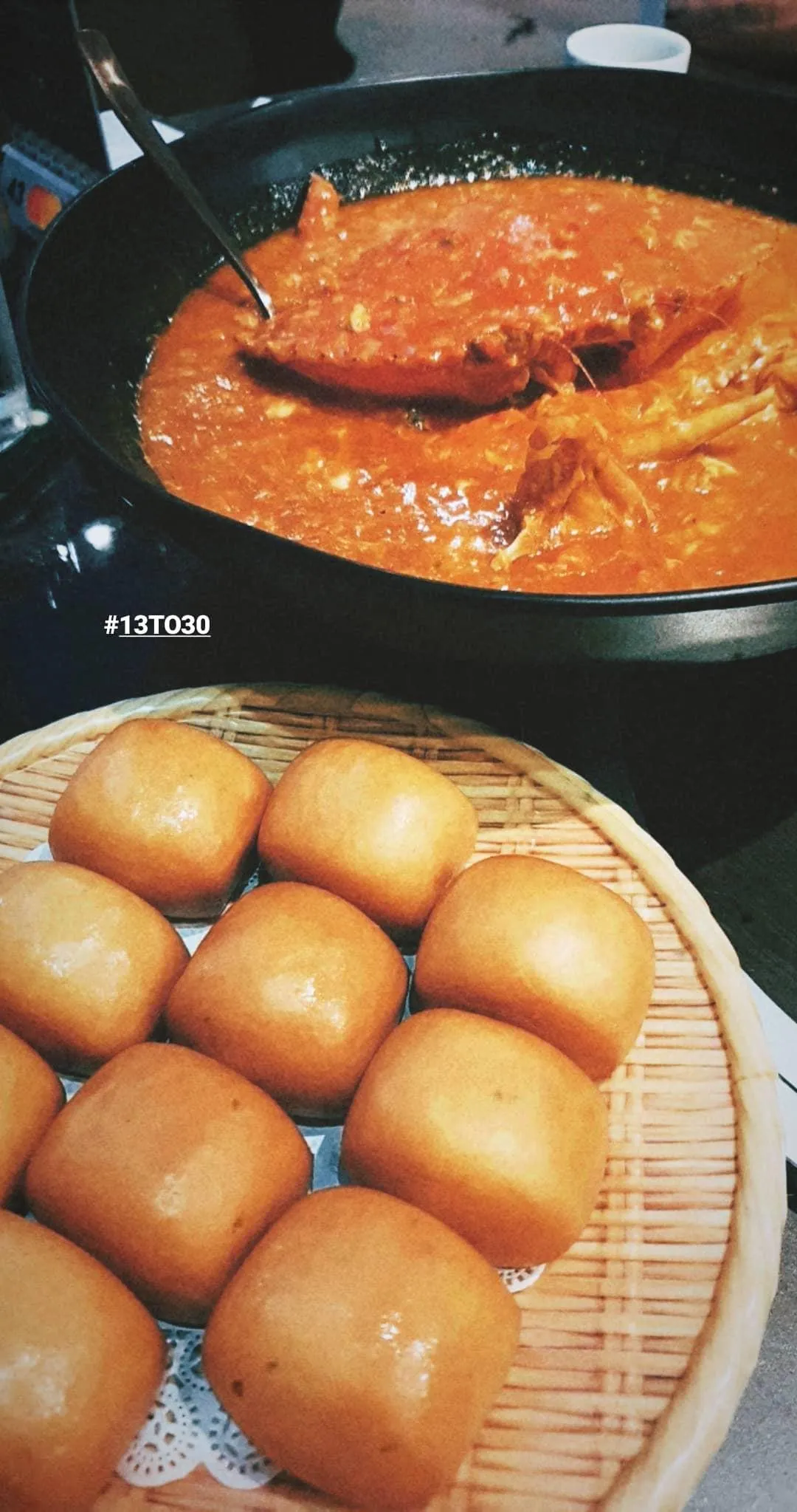 Chilli crab with mantou buns, 2020.