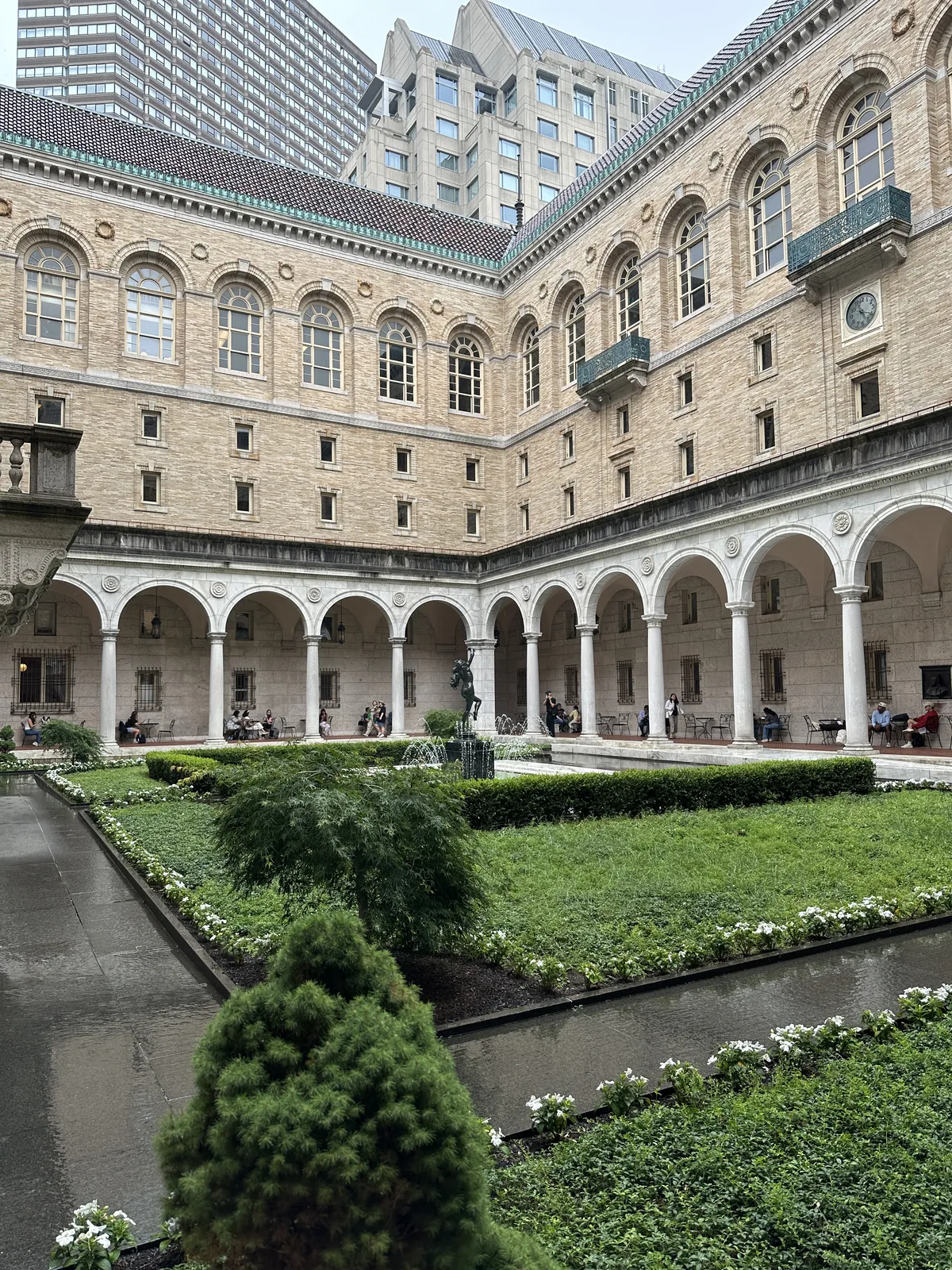 librarycourtyard