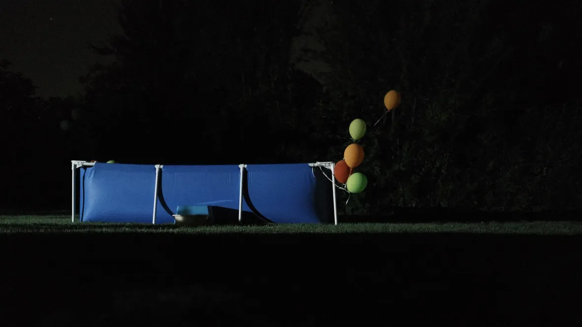 2810944A-F723-42A8-A475-2D63115C501C_1_105_c