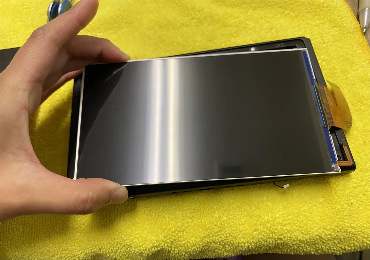 My new LCD screen for my Switch.