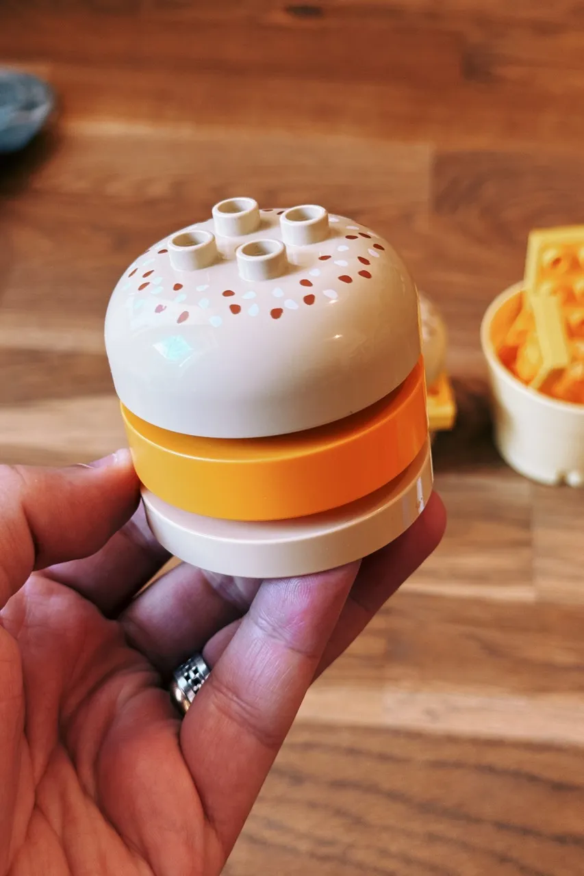 LEGO Egg Burger