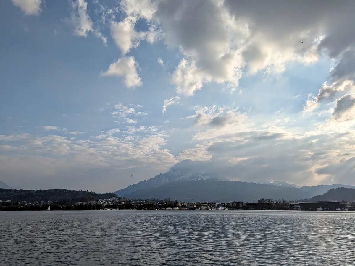 Landscape view of Lake Lucerne and the hills.