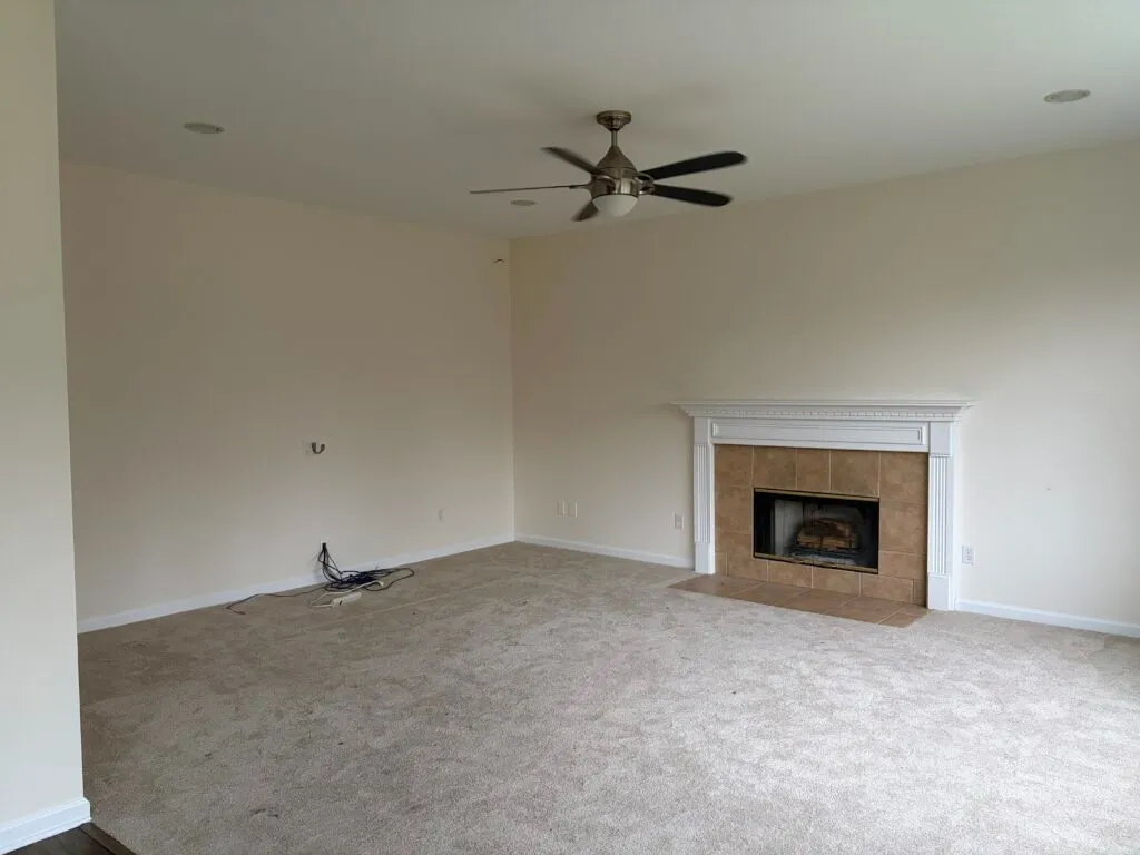 imgi_35_127E3237-F8FC-4AE4-BA50-BFDB15022B1A-1024x768