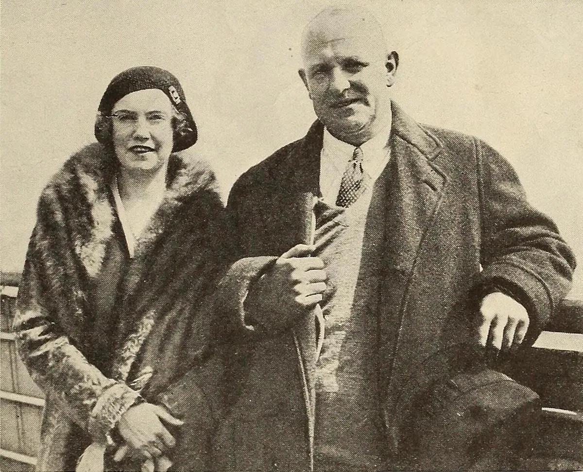 pg-wodehouse-with-his-adopted-daughter-leonora-1930-654555