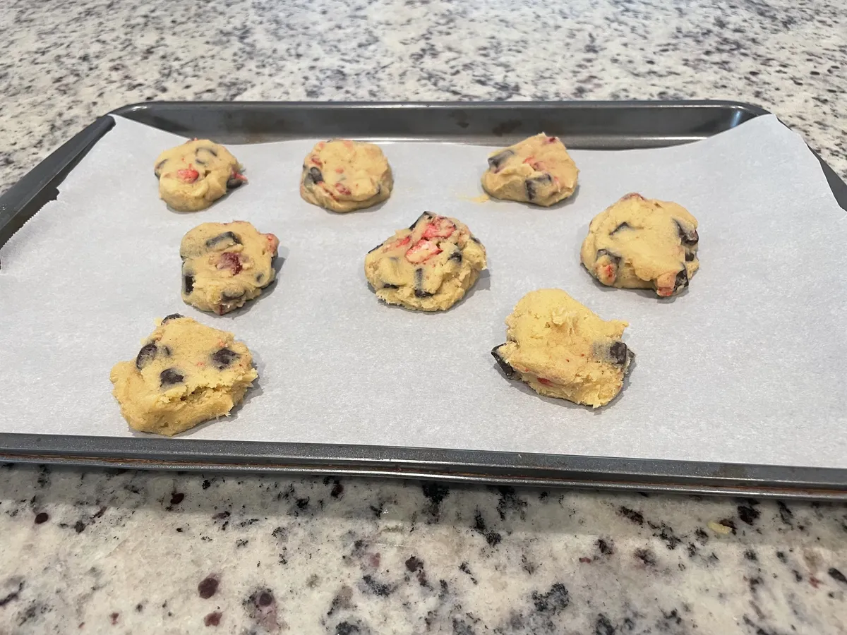 Cookie dough balls ready to be baked!