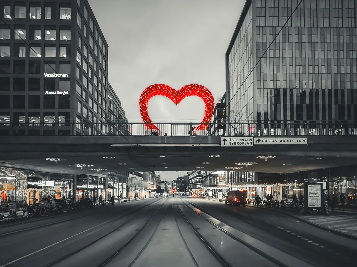 Clean edges for a sharper look