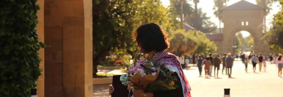 grad+banner