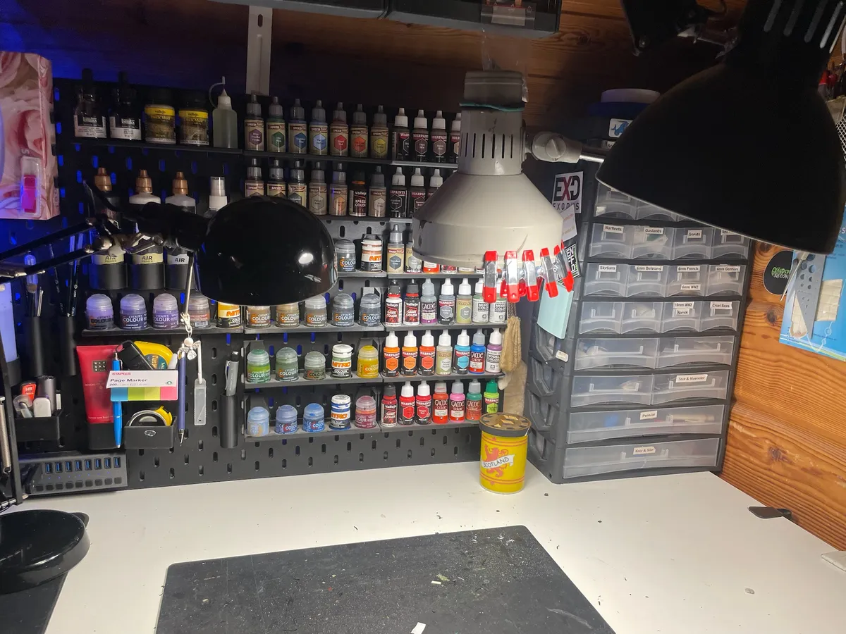 Desk2