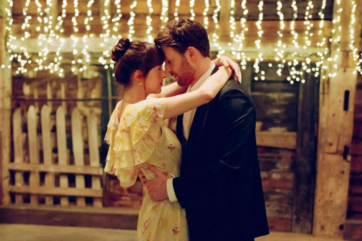chris-evans-dakota-lead
